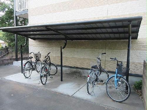 その他共有部分　屋根付き駐輪場