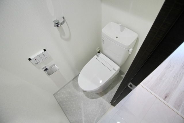 トイレ　別部屋参考写真