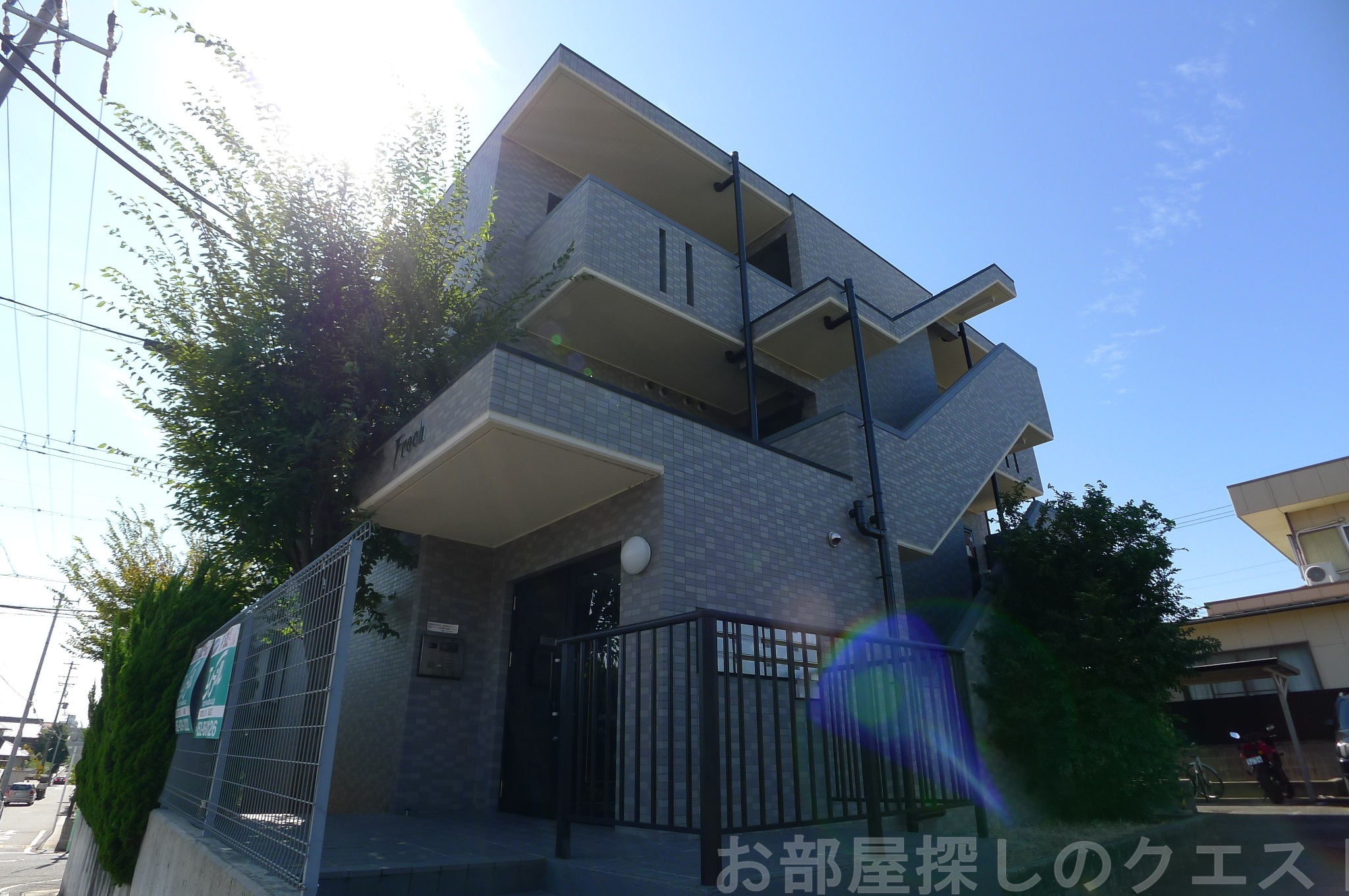 建物外観　オートロック付マンション