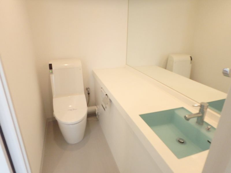 トイレ　ゆったりとした空間のトイレです