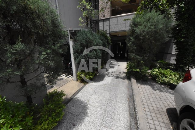 エントランス　アムズメイプル扇町　エントランス