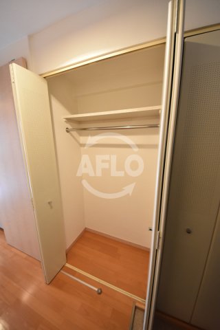 収納　アムズメイプル扇町　クローゼット