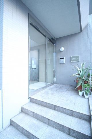 エントランス　プレジール千駄木　　文京区千駄木2