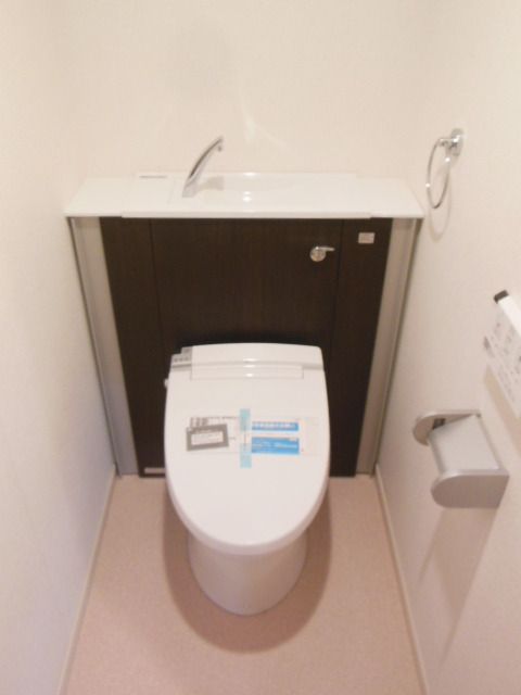 トイレ　★ウォシュレット付のトイレです★