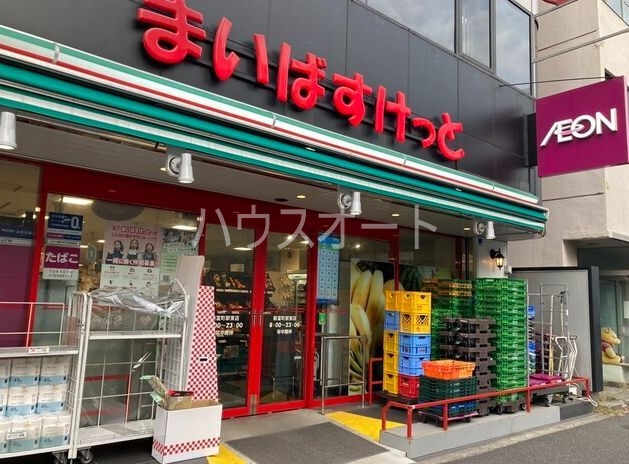 スーパー　まいばすけっと新富町駅東店（スーパー）まで160m