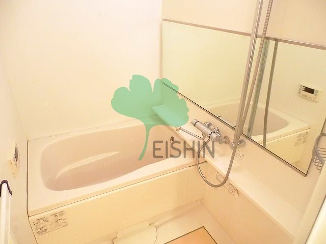 バス・シャワールーム　清潔感のある浴室です！