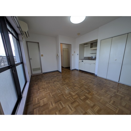 その他部屋・スペース　２面採光のお部屋です