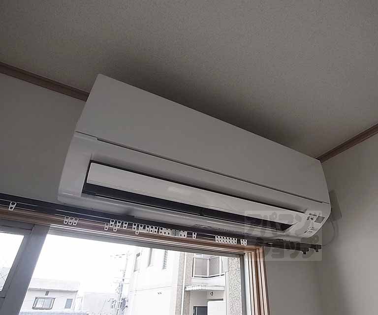 その他設備　エアコン装備