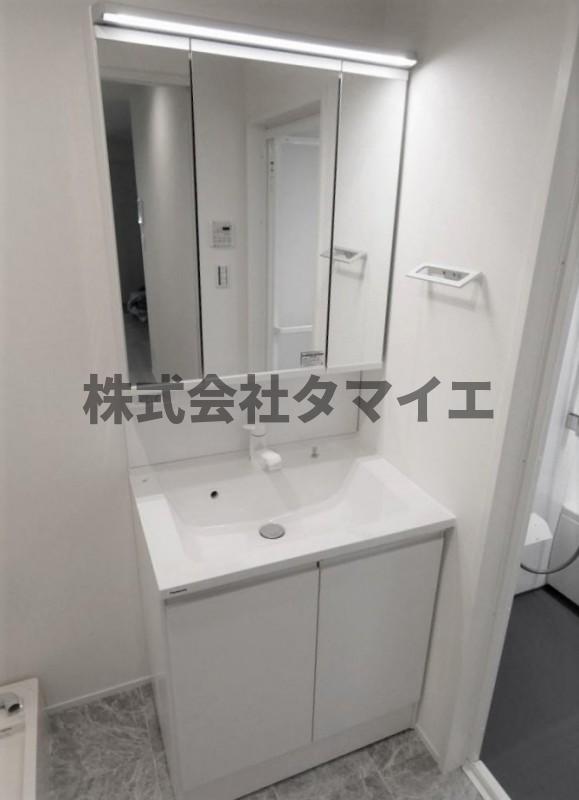 洗面設備　広い洗面スペース