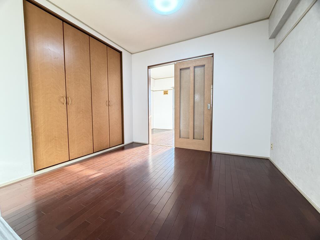 下野マンションの居間写真