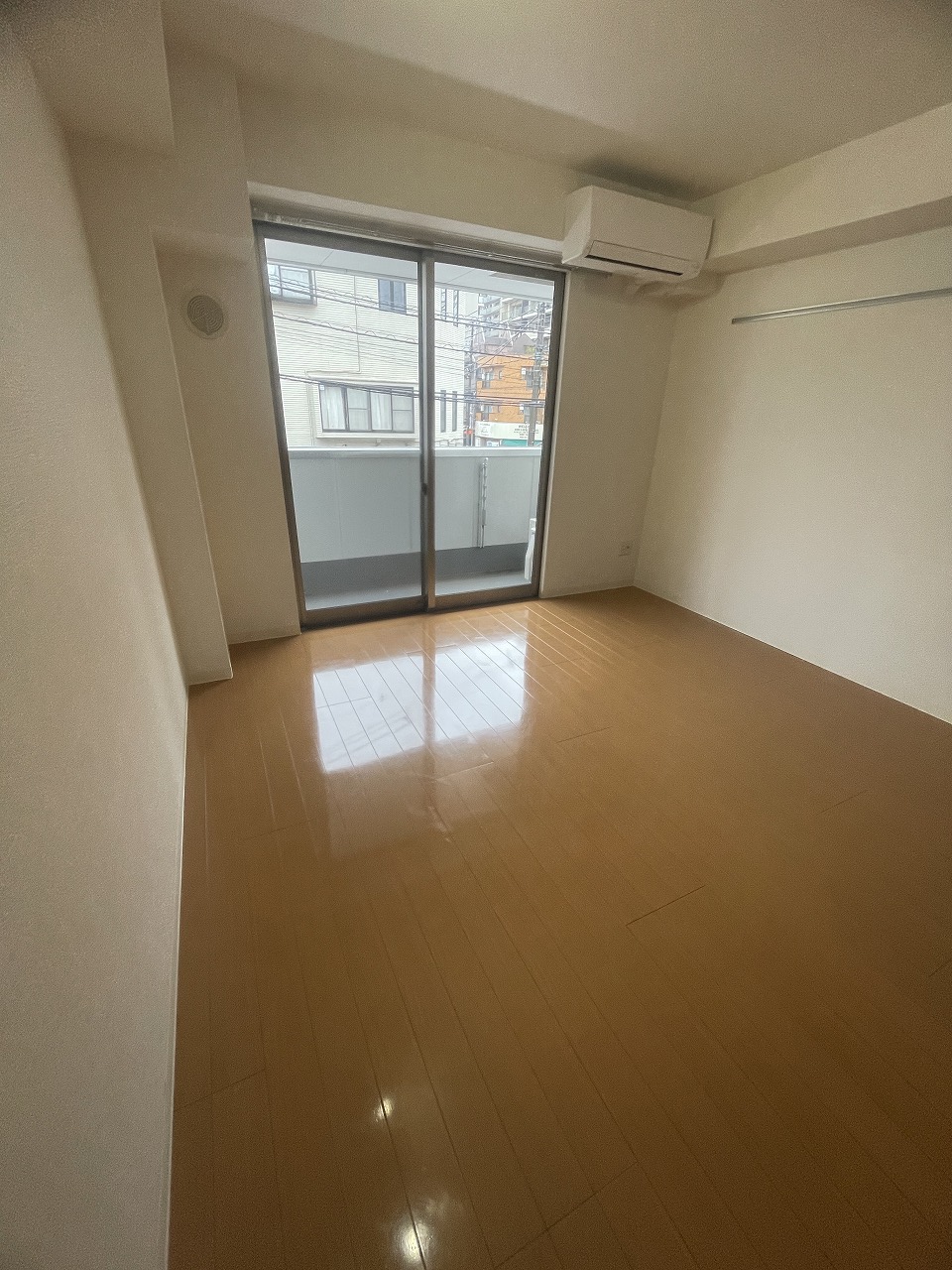 居室・リビング　別の部屋の写真です