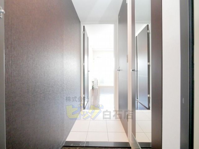 玄関　広々とした玄関です♪
