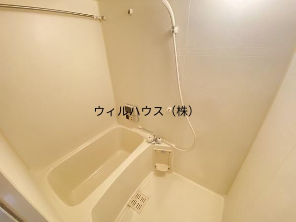バス・シャワールーム　キレイな浴室です！