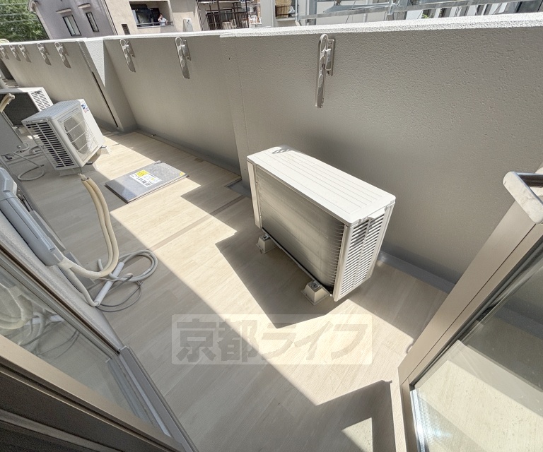 建物外観　・建設中