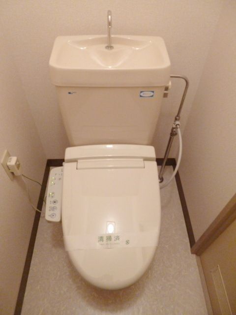 トイレ　★お部屋探しは株式会社タウンハウジング東京まで★