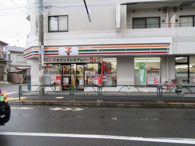 コンビニ　セブンイレブン（コンビニ）まで60m