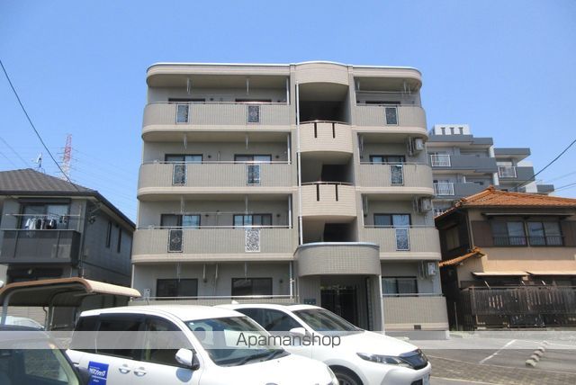 ドミール美濃川の外観写真
