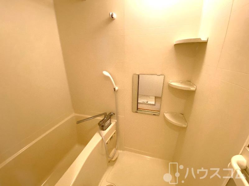 バス・シャワールーム　一日のお疲れをお取りください。