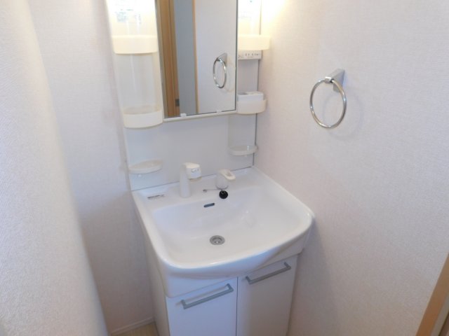 洗面設備　別部屋の写真です