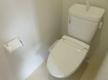 トイレ　コンパクトで使いやすいトイレです