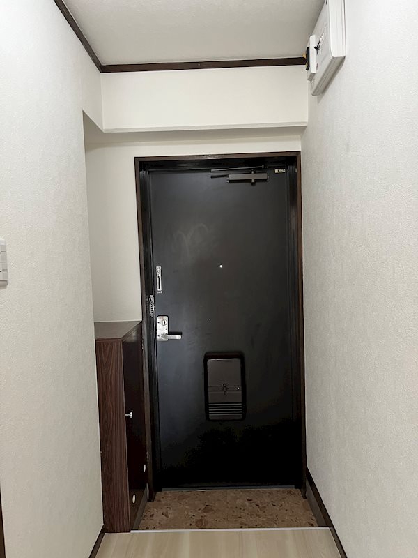 玄関　別号室