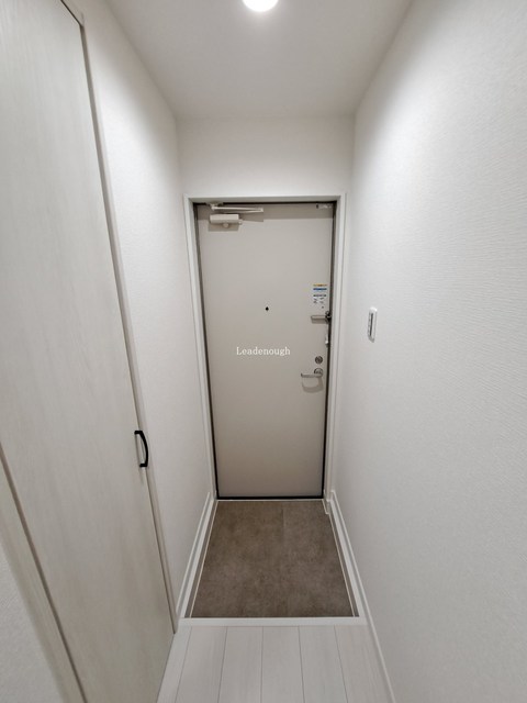 H-maison門真南IIの玄関写真