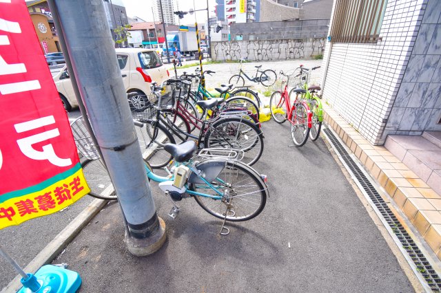その他共有部分　自転車はこちらに置けます
