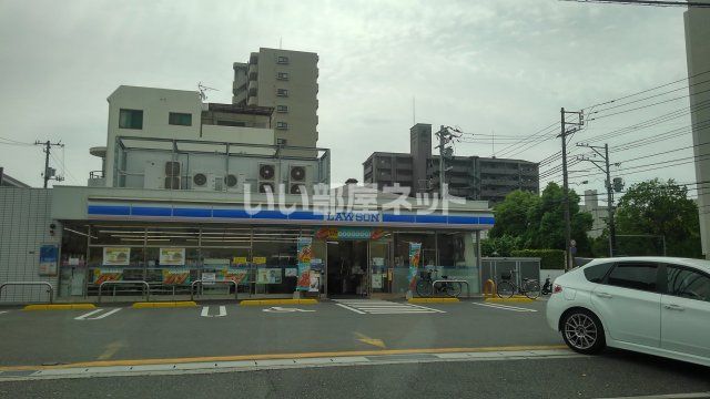 コンビニ　ローソン 広島宇品東一丁目店（コンビニ）まで194m