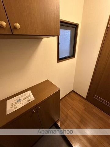 シャトー晴偕の玄関写真