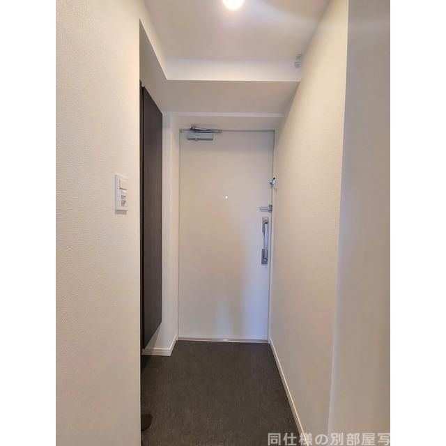 LIME RESIDENCE HIRATSUKA WESTの玄関写真