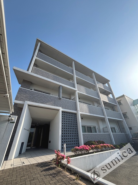 建物外観　スタイリッシュな建物です＾＾
