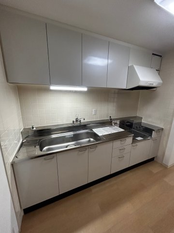 山陽電鉄本線 板宿駅 徒歩15分 5階建 築33年のキッチン写真