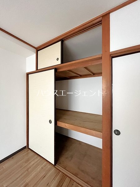 収納　収納力バツグンの押し入れです。※参考写真