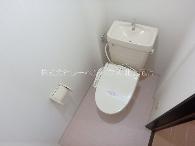 ラビットハウスBのトイレ写真