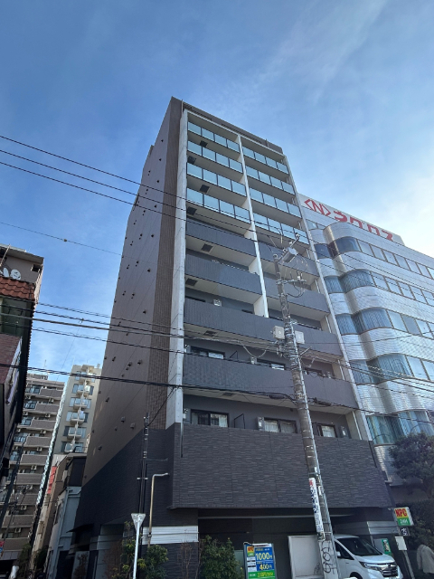 建物外観　１２階建てマンション