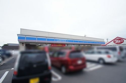 コンビニ　ローソン古河下辺見店（コンビニ）まで240m