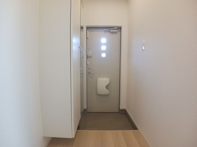 フォルトIIの玄関写真