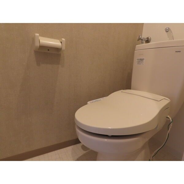 シティレジデンス新札幌のトイレ写真
