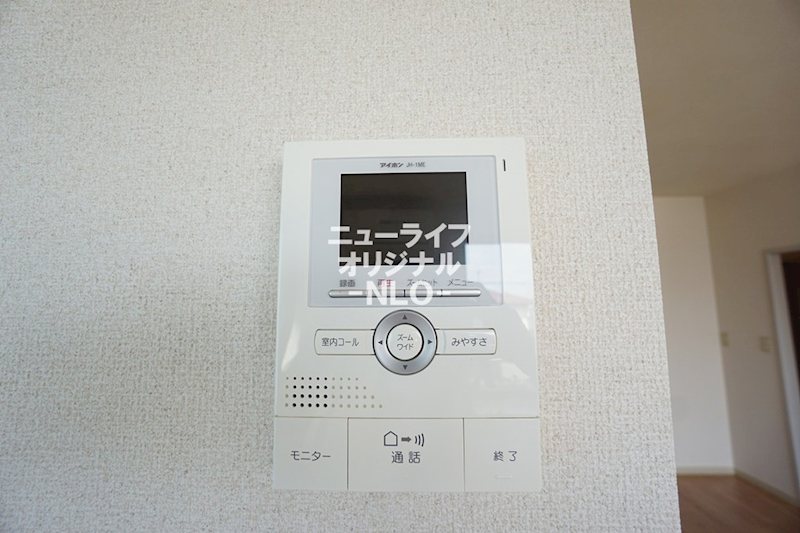 セキュリティ　事前に訪問者を目視してから対応できるTVモニターホン付き☆