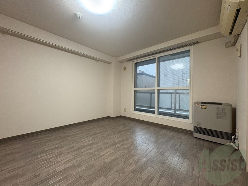 居室・リビング　広くてキレイなお部屋が広がっていて、充実した生活が送れそう。