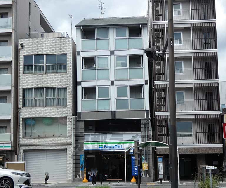 サンジュネス五条の外観写真