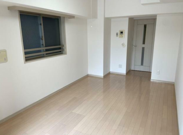 居室・リビング　※別部屋の参考写真です。