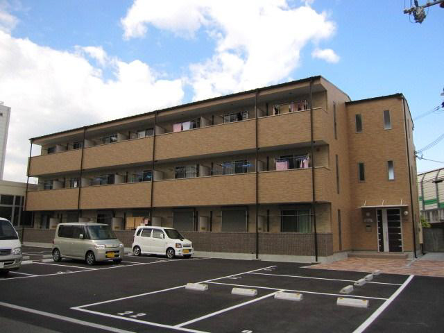 阪急京都線 高槻市駅 徒歩29分 築17年