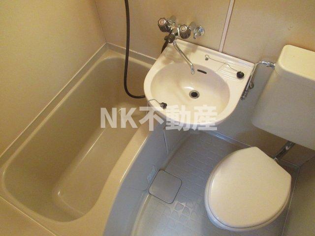 バス・シャワールーム　お風呂です