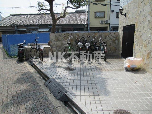 その他　駐輪場です