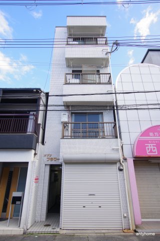 淡路メゾンフラワーの建物外観