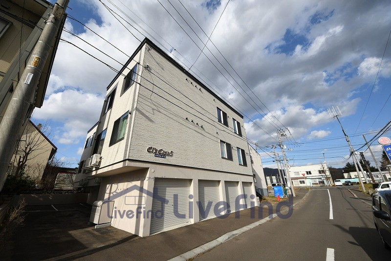 北海道札幌市南区藤野三条８（アパート）の賃貸物件の外観