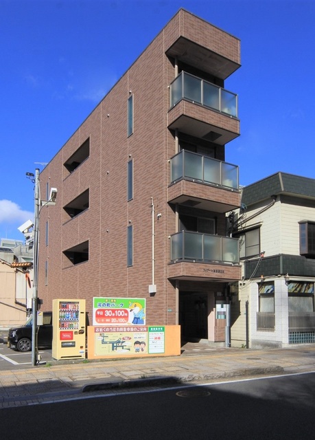 【松山市道後湯之町のマンションの建物外観】