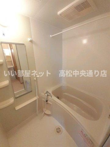 【サンライズｋ３　Ａのバス・シャワールーム】