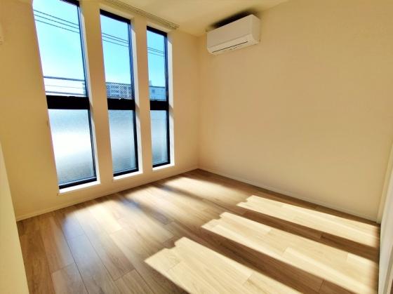 20220301231533_Reprojection_pr